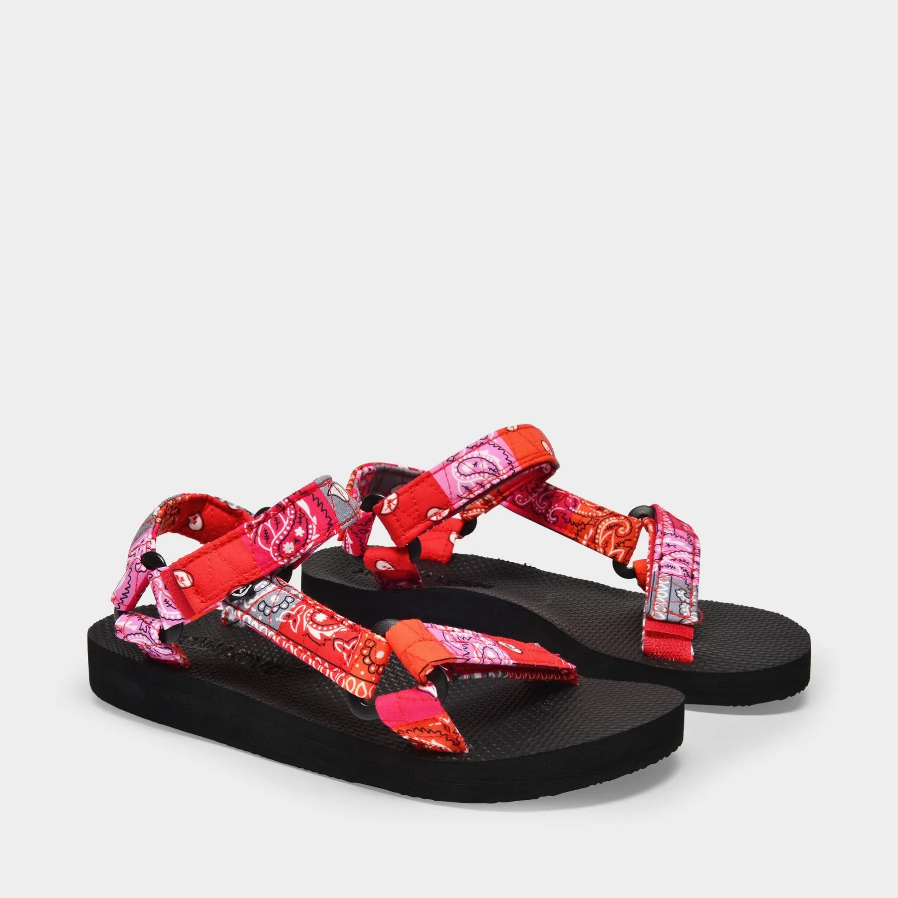 Arizona Love  Trekky Quilt Sandals in Red Canvas