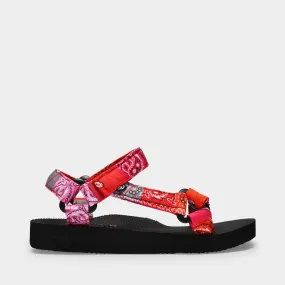 Arizona Love  Trekky Quilt Sandals in Red Canvas