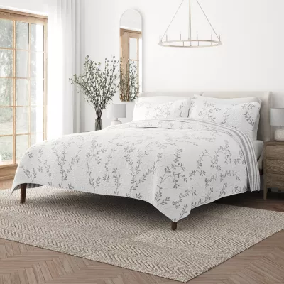 Casual Comfort Vines Reversible Quilt Set