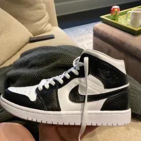 Custom Nike Air Jordan 1 Black White