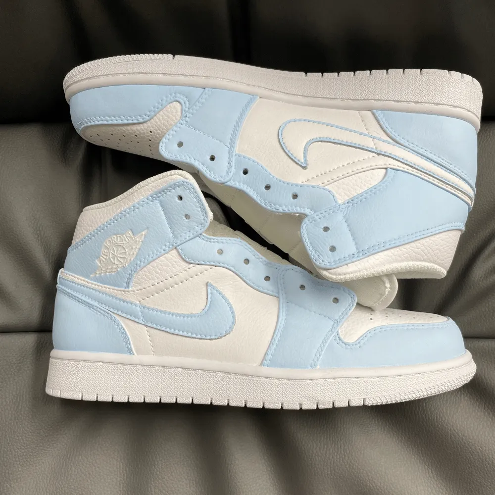 Custom Nike Air Jordan 1 Mid Blue White