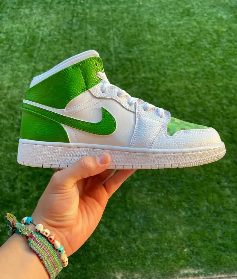 Custom Nike Air Jordan 1 Minecraft