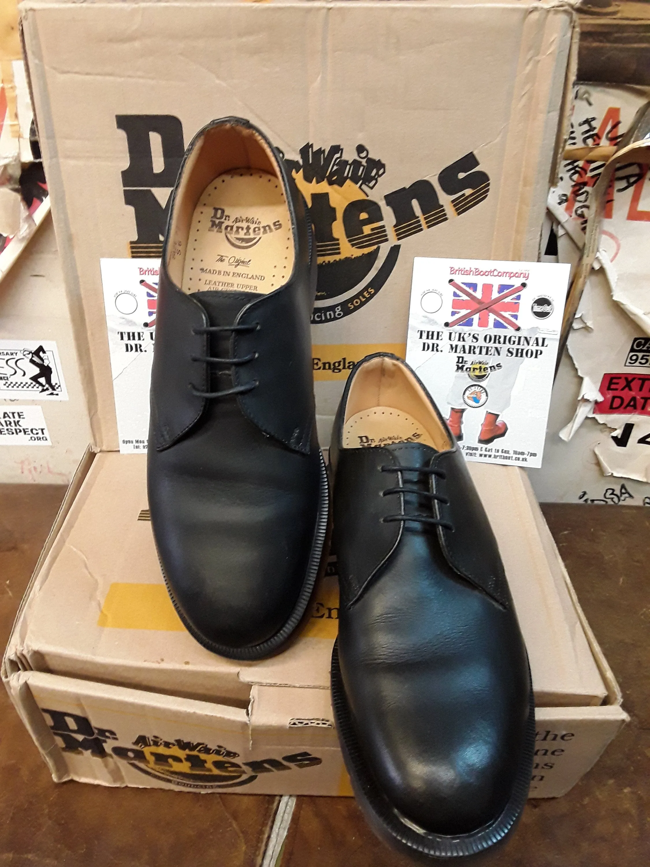 Dr Martens 1484 Black Waxy Shoe Made in England Size 7.5