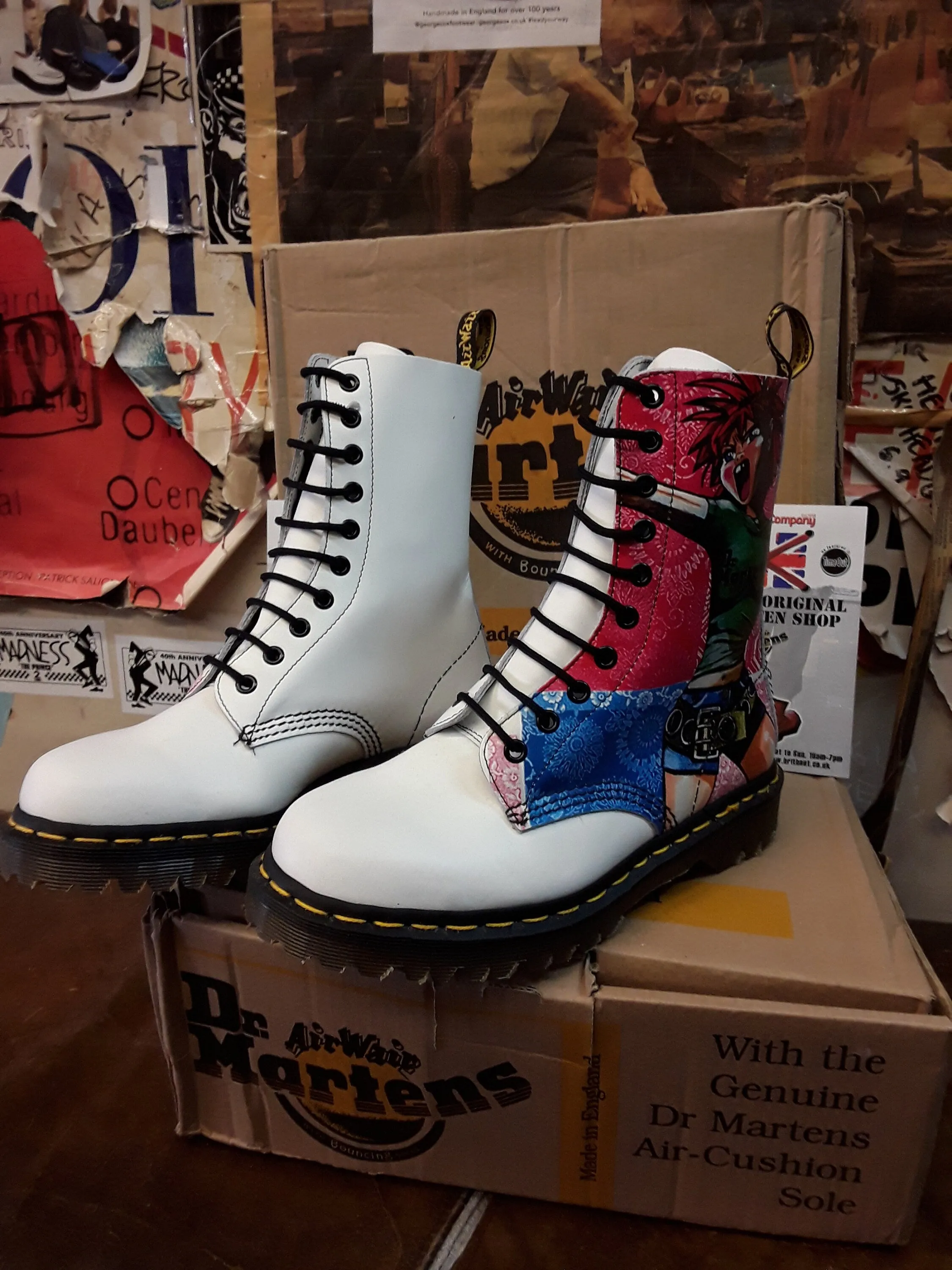 Dr Martens 1490 White Tank Girl 10 Hole Made in England Size 5