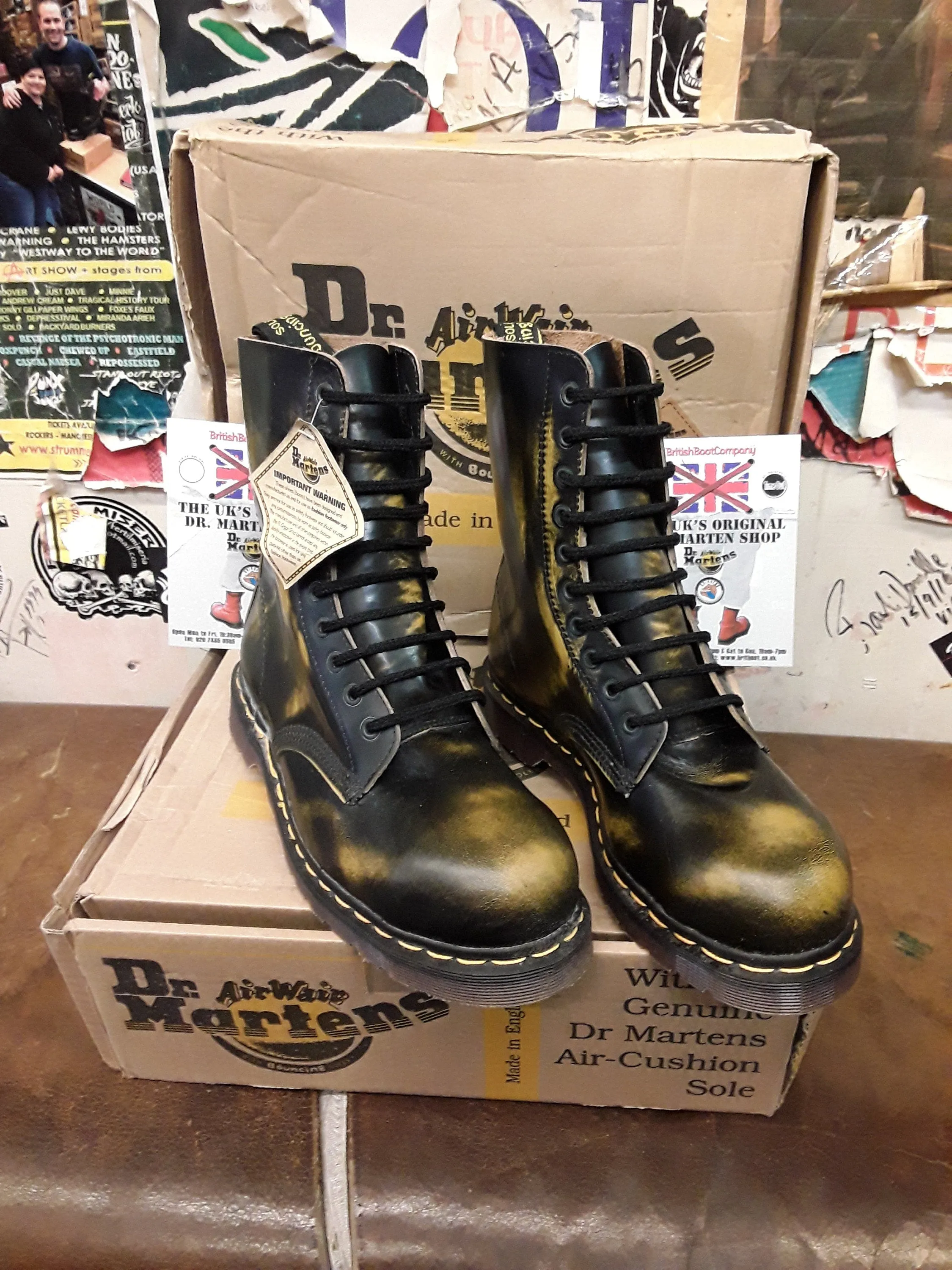 Dr Martens 1919 Yellow Rub Off 10 Hole Made in England Size 8