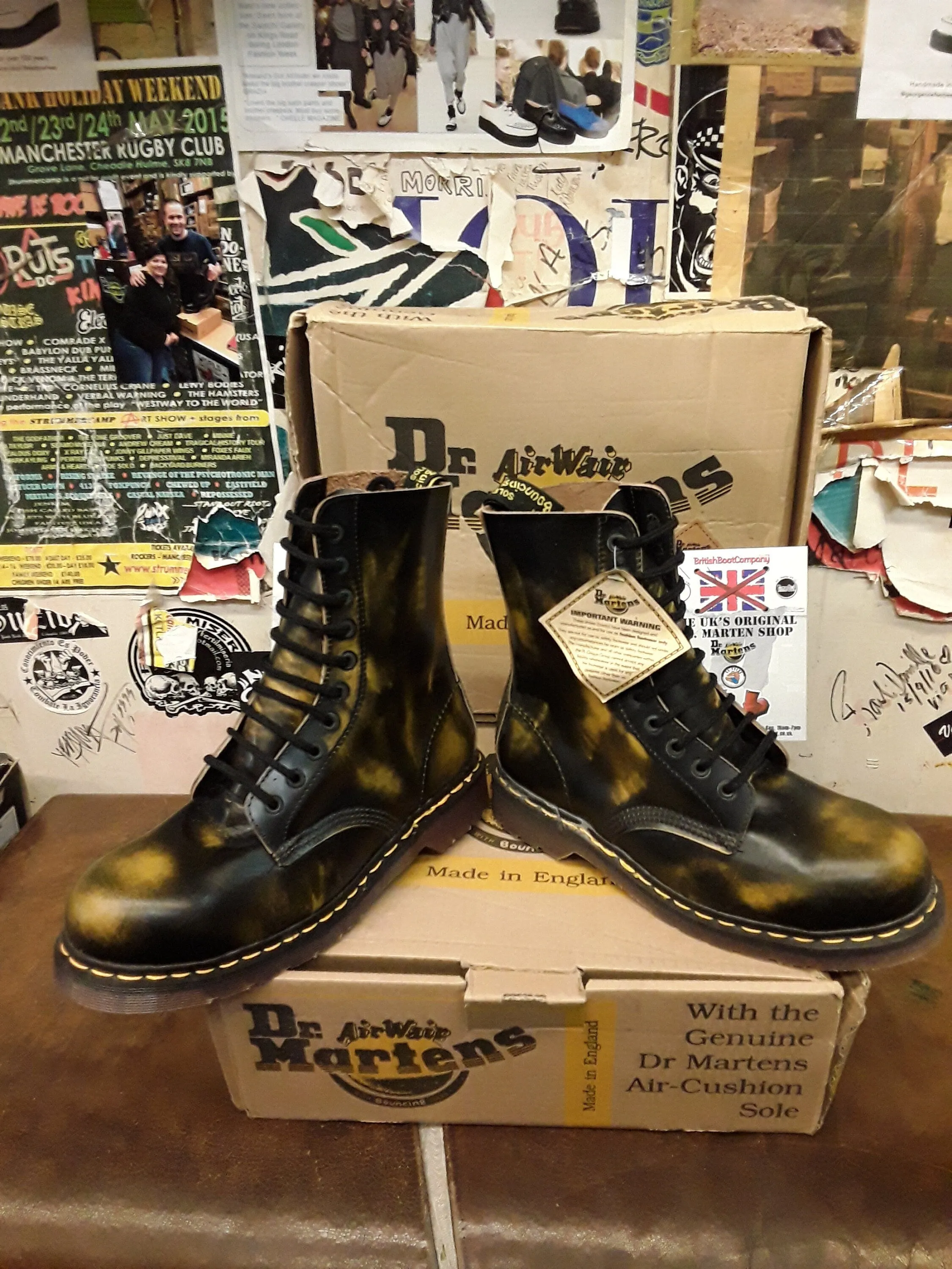 Dr Martens 1919 Yellow Rub Off 10 Hole Made in England Size 8