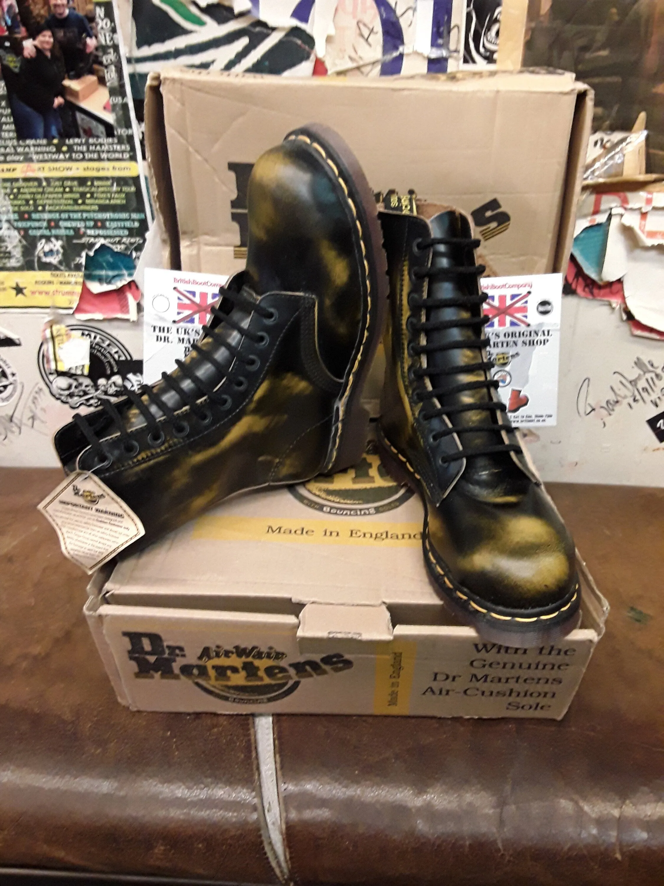 Dr Martens 1919 Yellow Rub Off 10 Hole Made in England Size 8