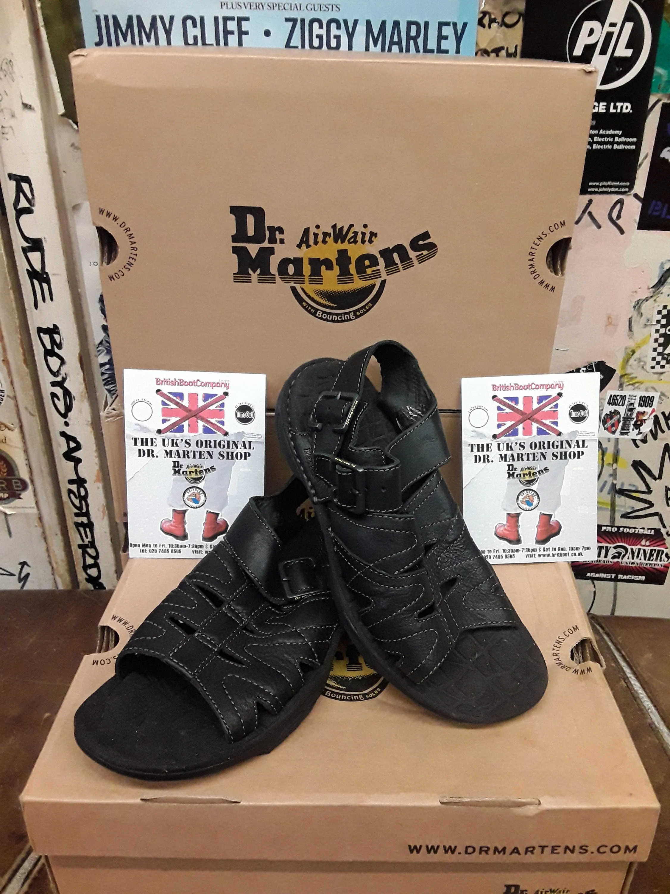 Dr Martens 8b27 Black Sandal Size 7