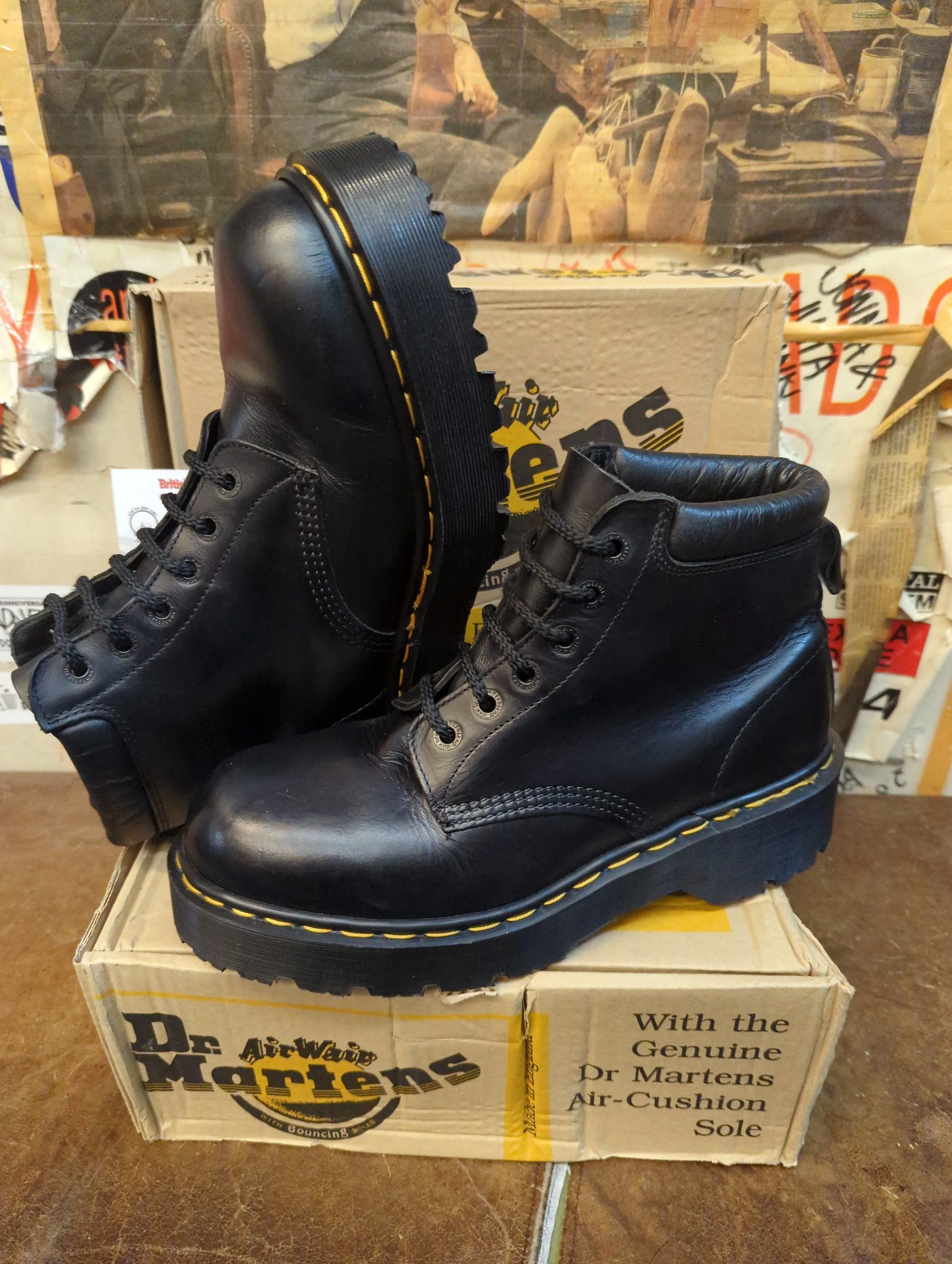 Dr Martens 939 Black Abaline Platform 6 Hole Made in England Size 10