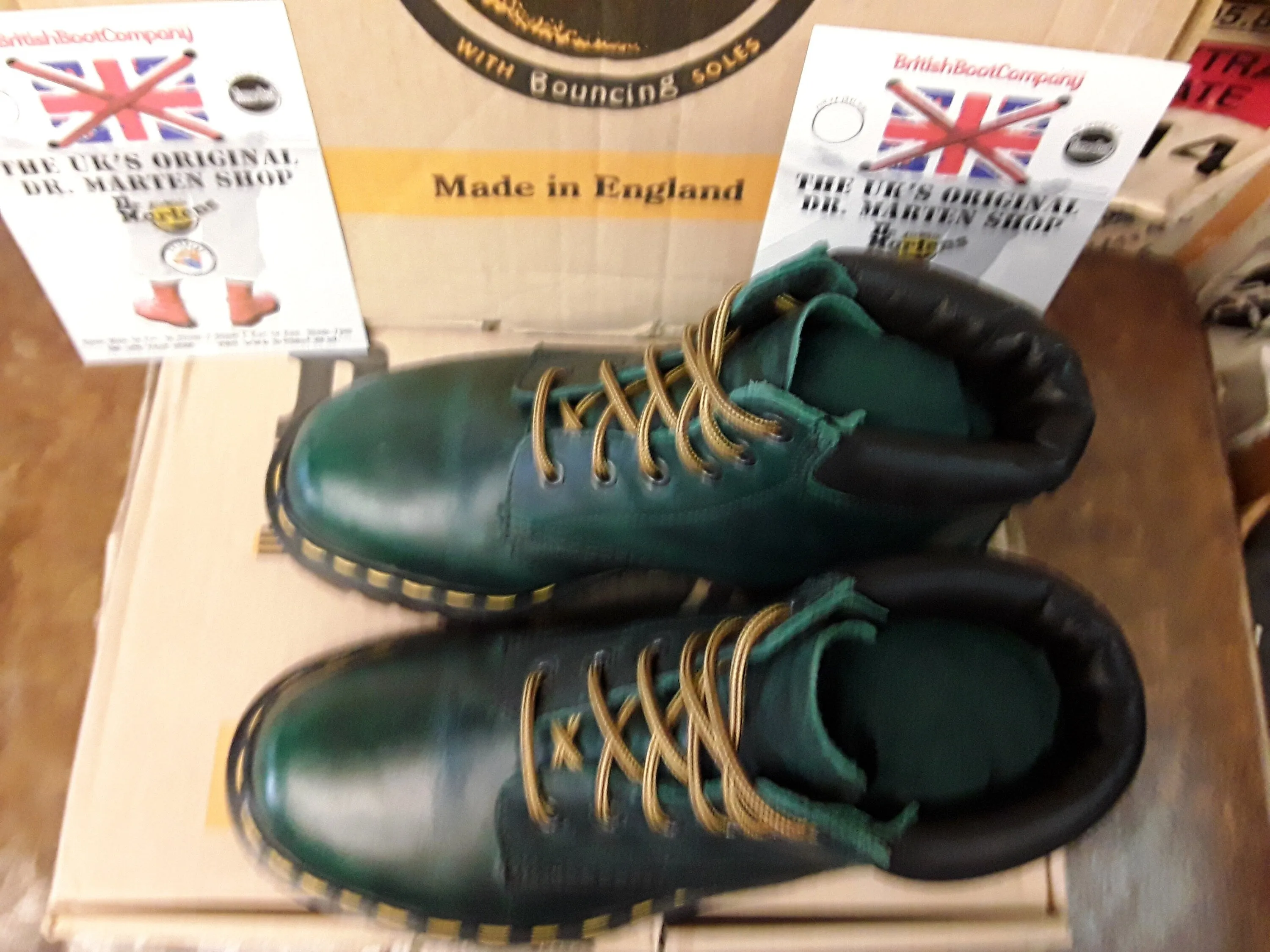 Dr Martens Green waxy 6 hole padded top,  vintage, Size 3 Made in England