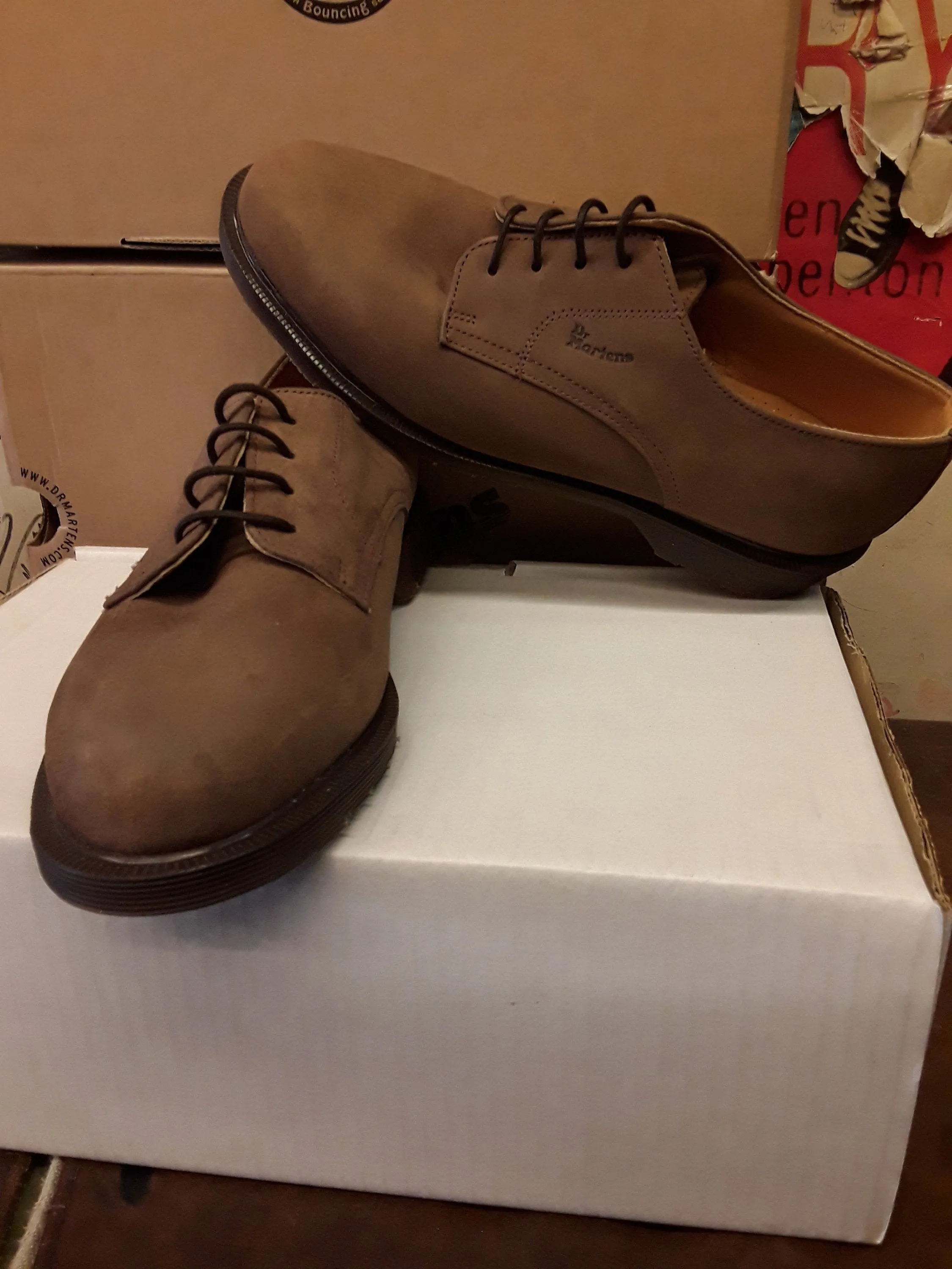 DR Martens Made in England 3514 brown nubuck 4 EYE shoe size 6