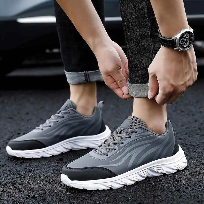 Men's Lightweight Leather Sneakers: HZ153 Casual Sport Running Shoes