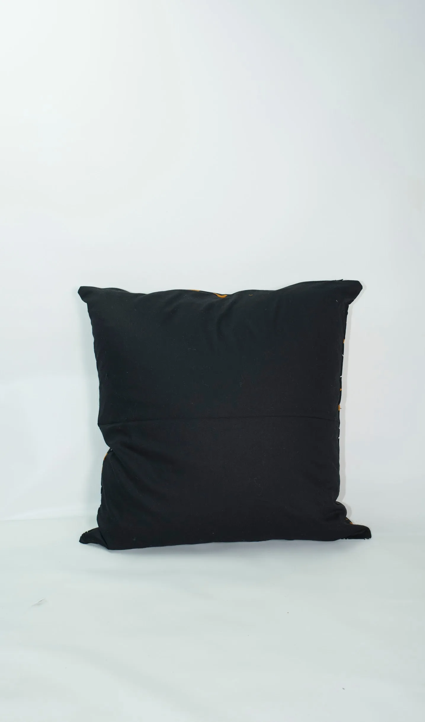 Mud Print Throw Pillow Cover