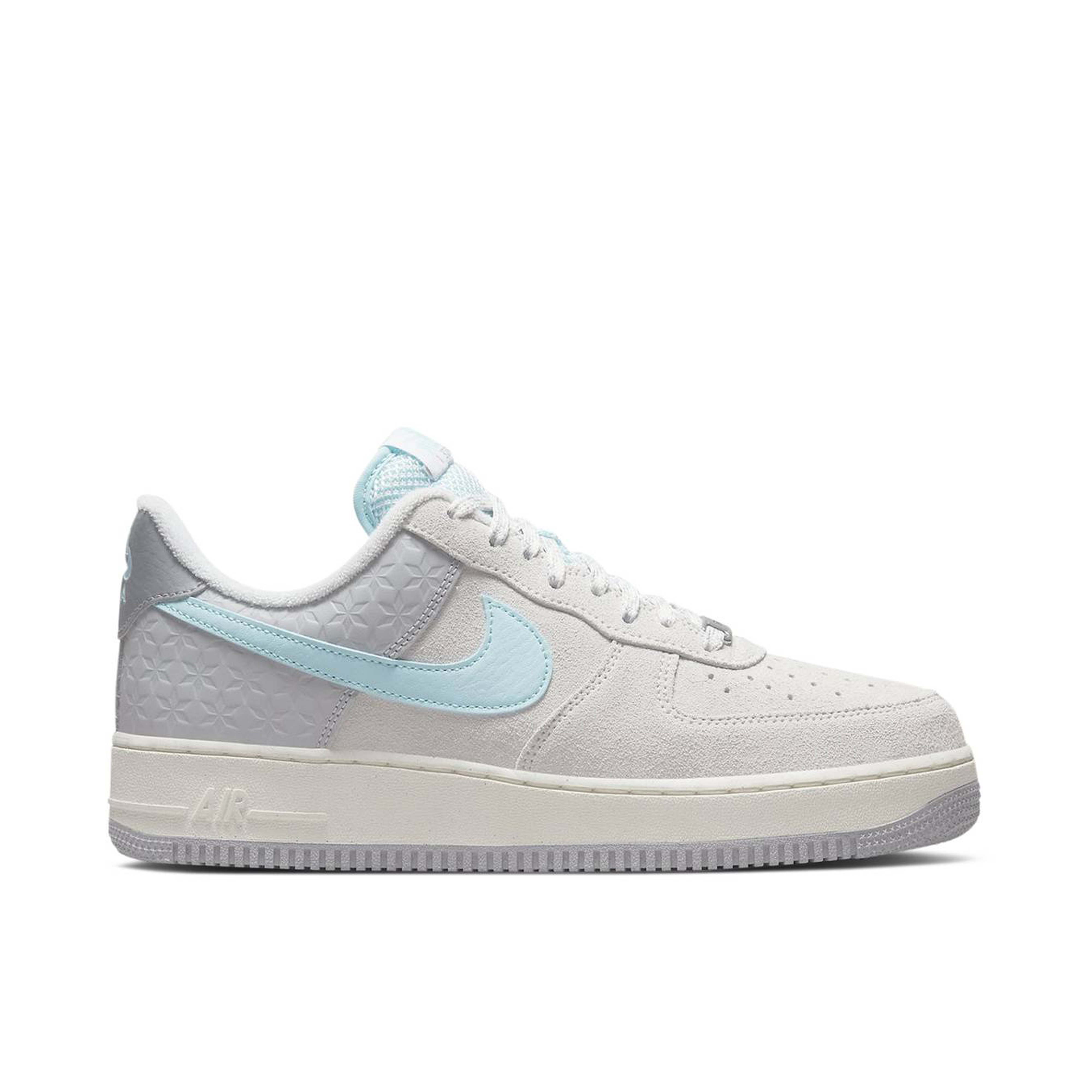 Nike Air Force 1 Low Snowflake | DQ0790-001 | Laced