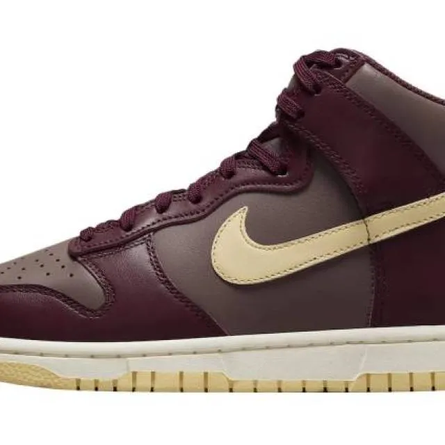 Nike Dunk High WMNS Plum Eclipse