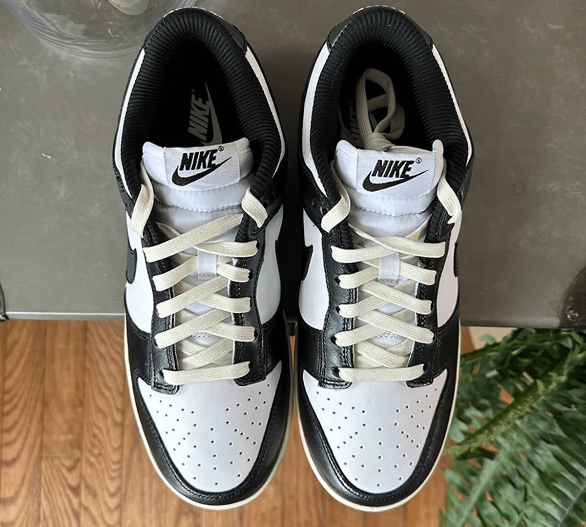 Nike Dunk Low Vintage Panda