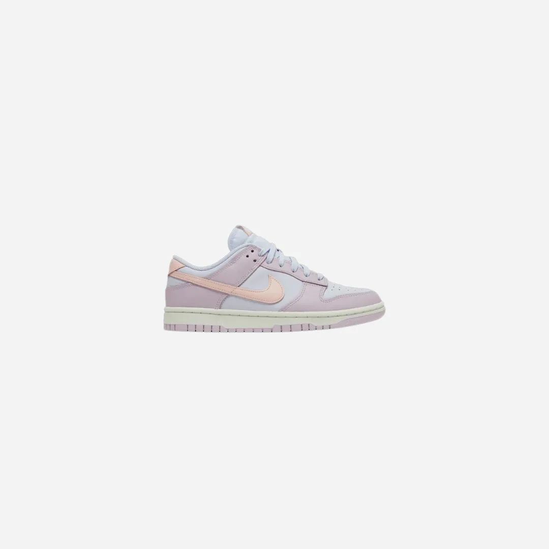 NIKE  NIKE DUNK LOW EASTER 2022 (WOMEN'S)