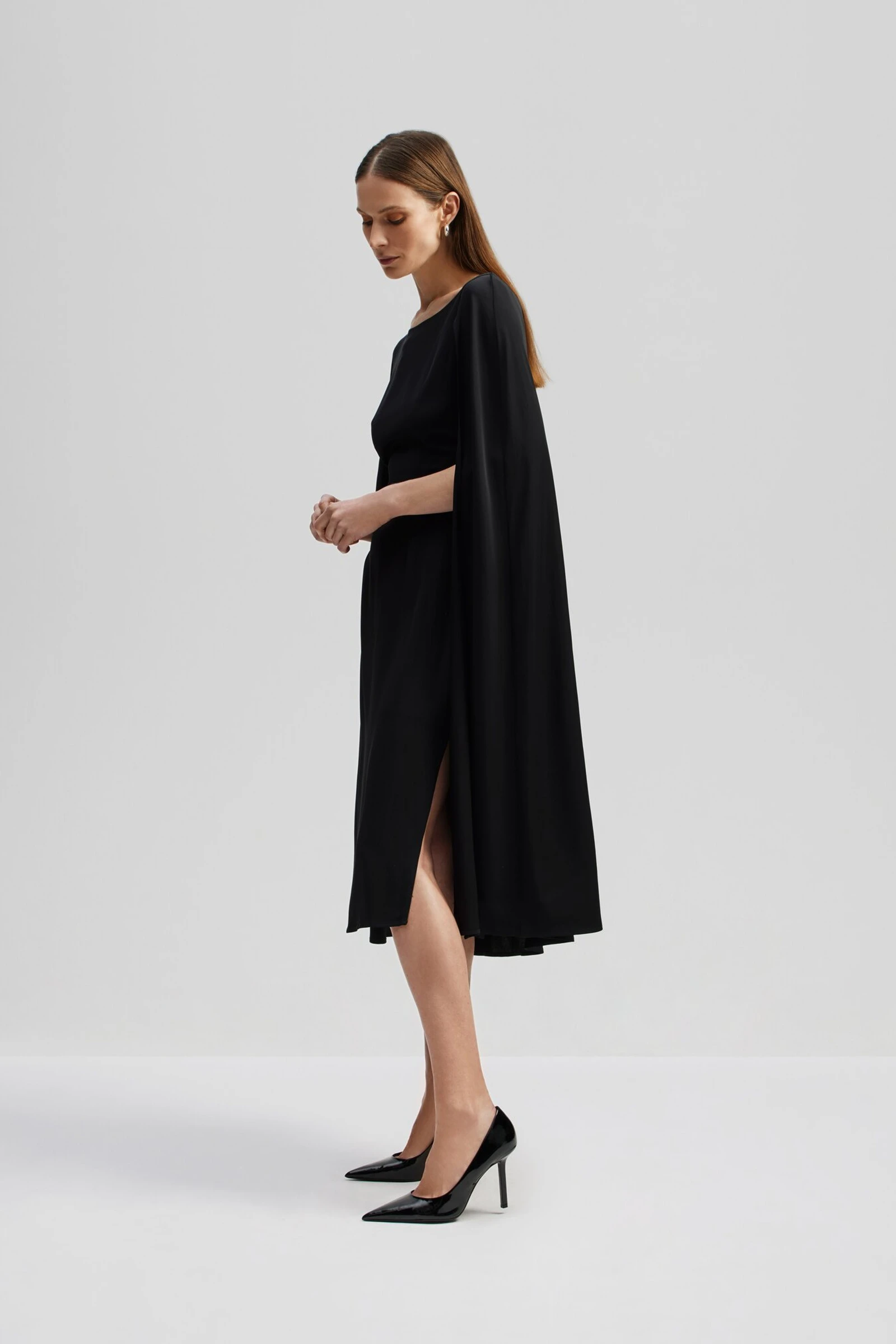 --Norah Midi Dress-