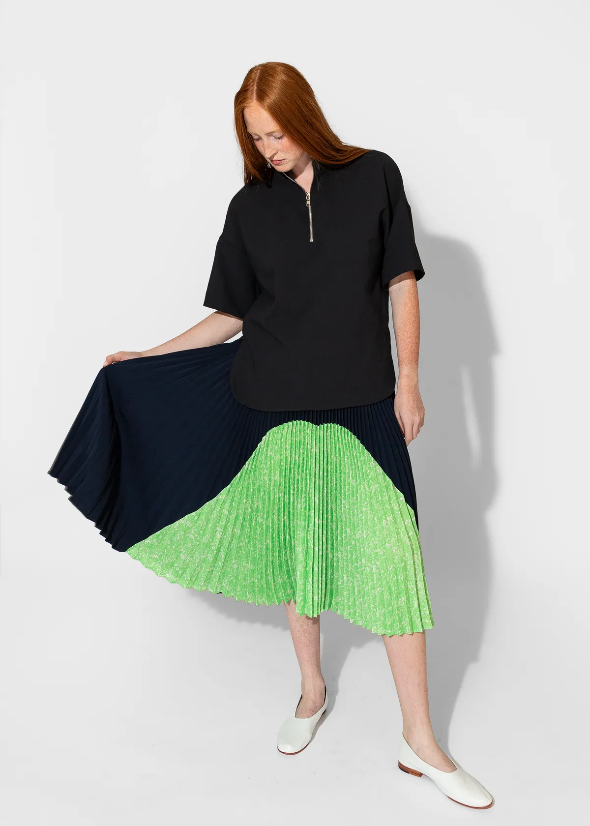 Sunburst Pleated Skirt - Midnight/Lime