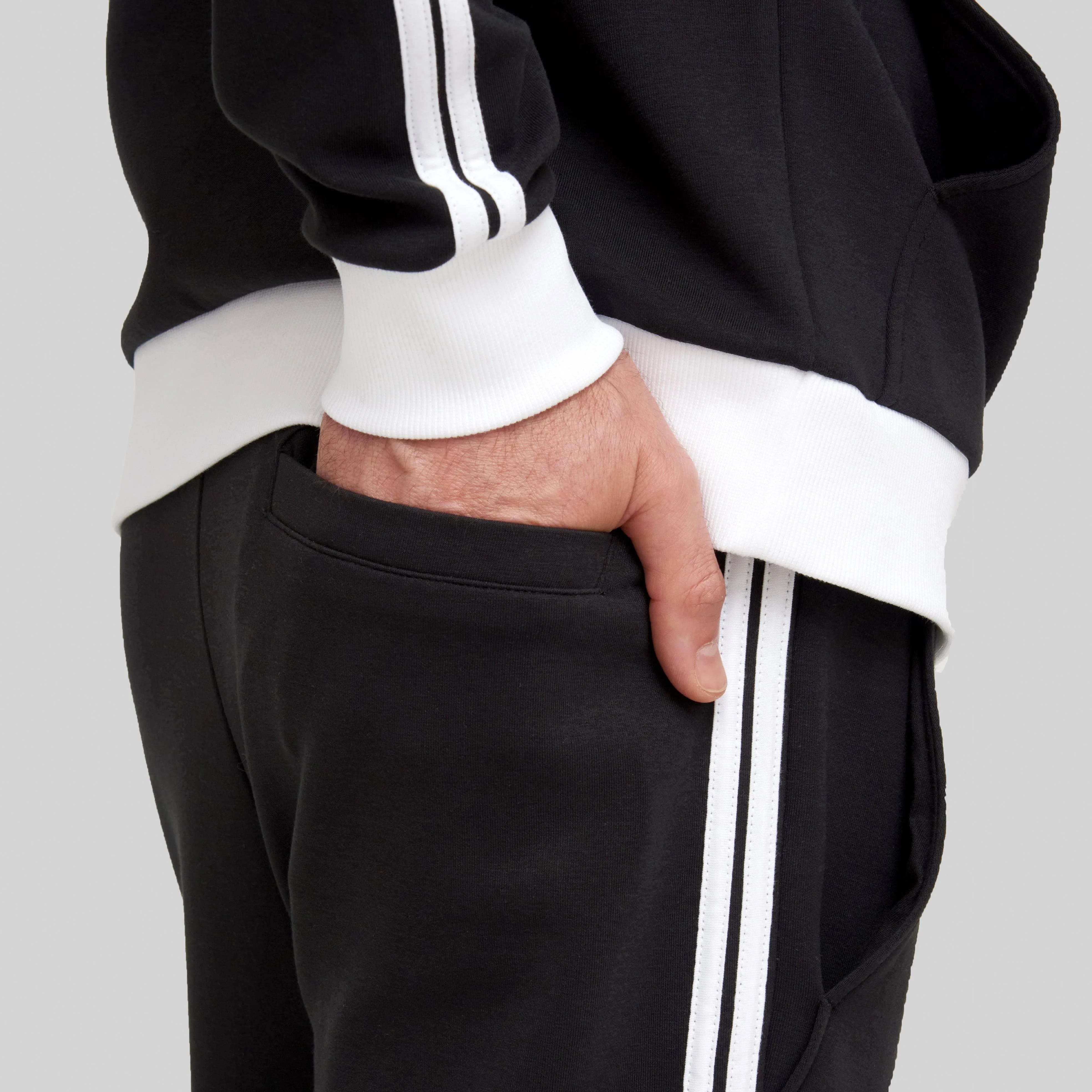 TAIGETO BLACK SPORT TROUSERS