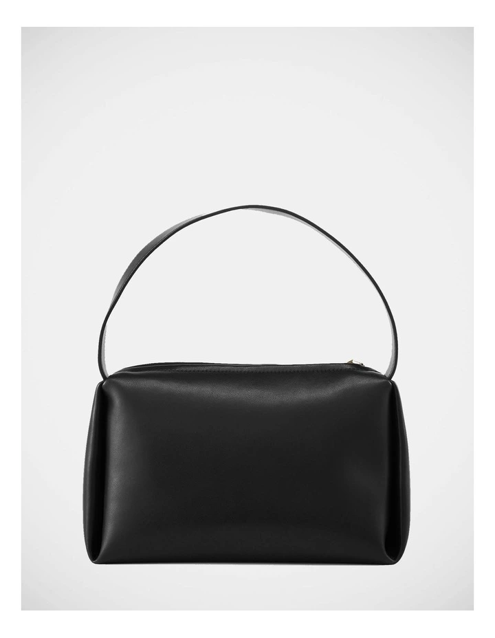 The Simmi Shoulder Bag in Black