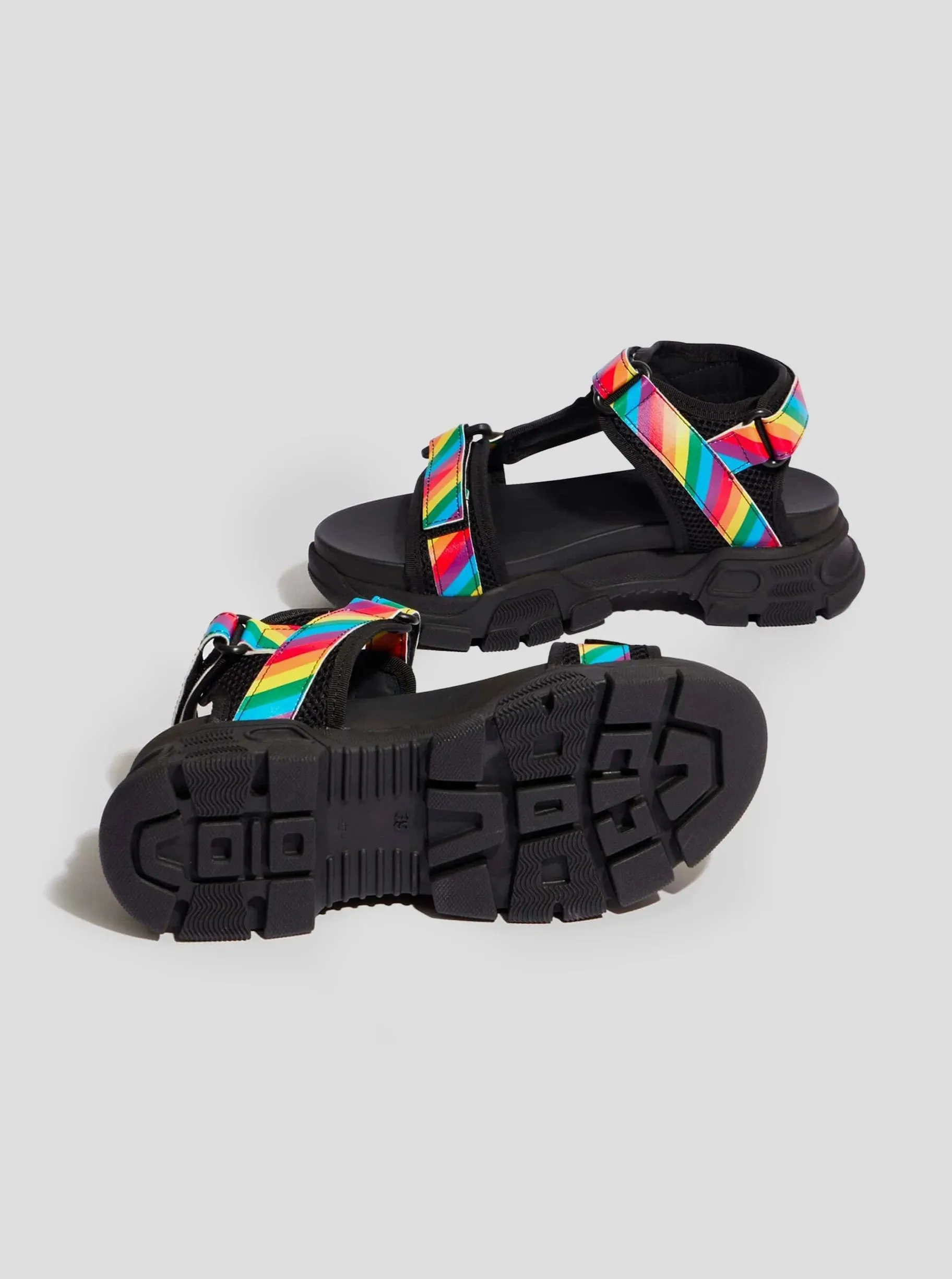 Travis Sandals in Rainbow